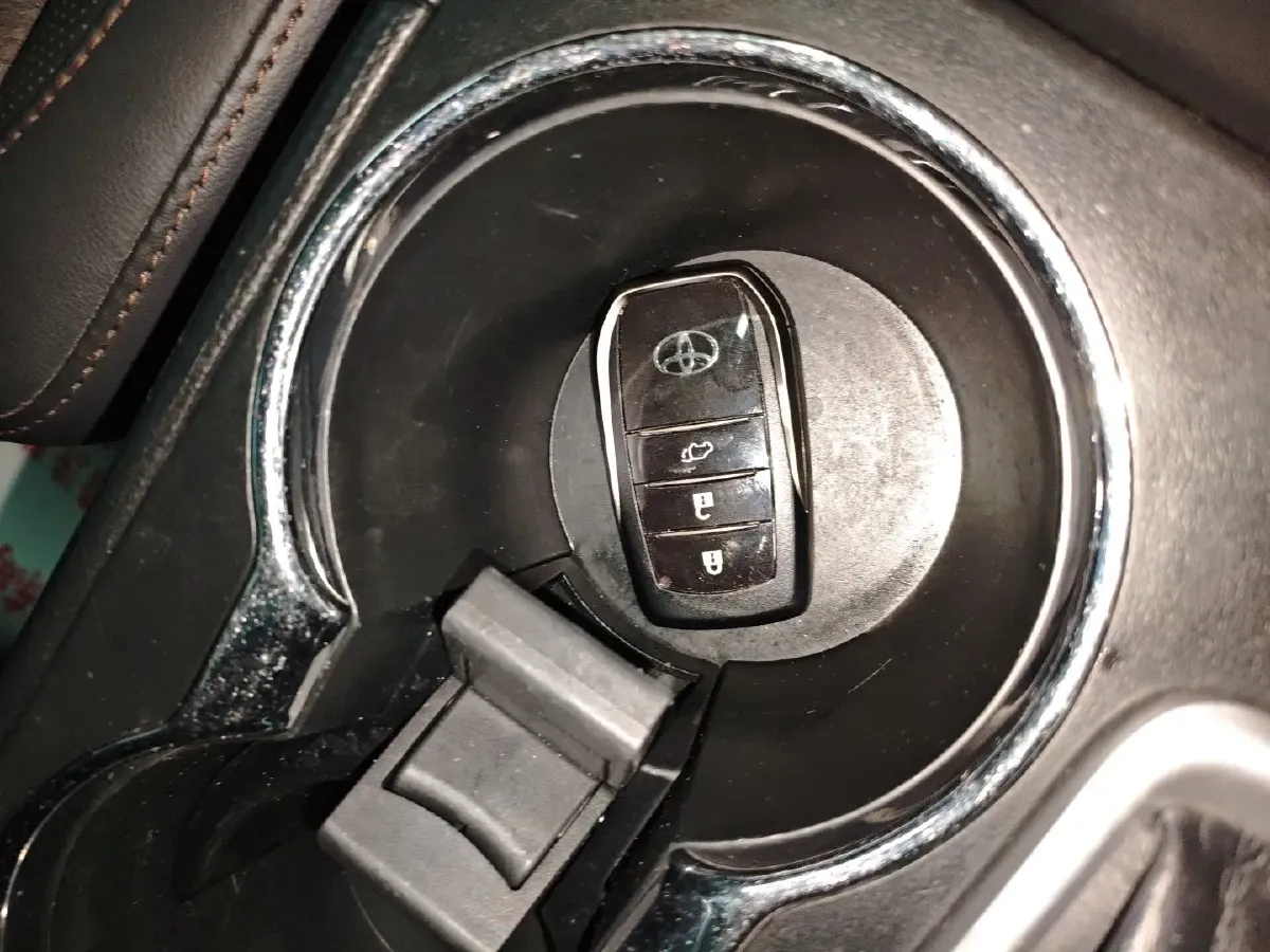 2018 Toyota Highlander 2.0T 220HP L4 6AT,autocango,china used car exporter,china ev exporter,chinese used car exporter,chinese used ev exporter