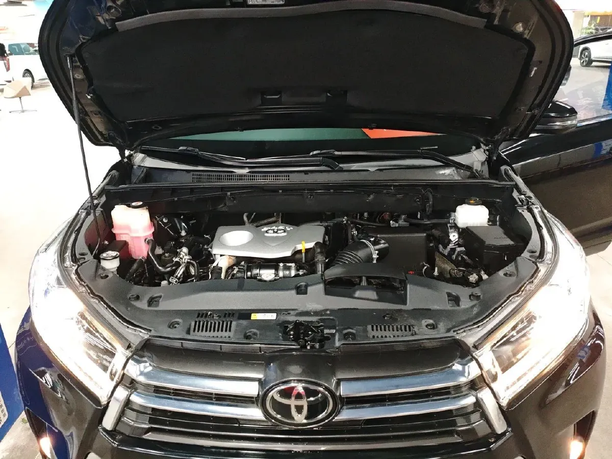 2018 Toyota Highlander 2.0T 220HP L4 6AT,autocango,china used car exporter,china ev exporter,chinese used car exporter,chinese used ev exporter