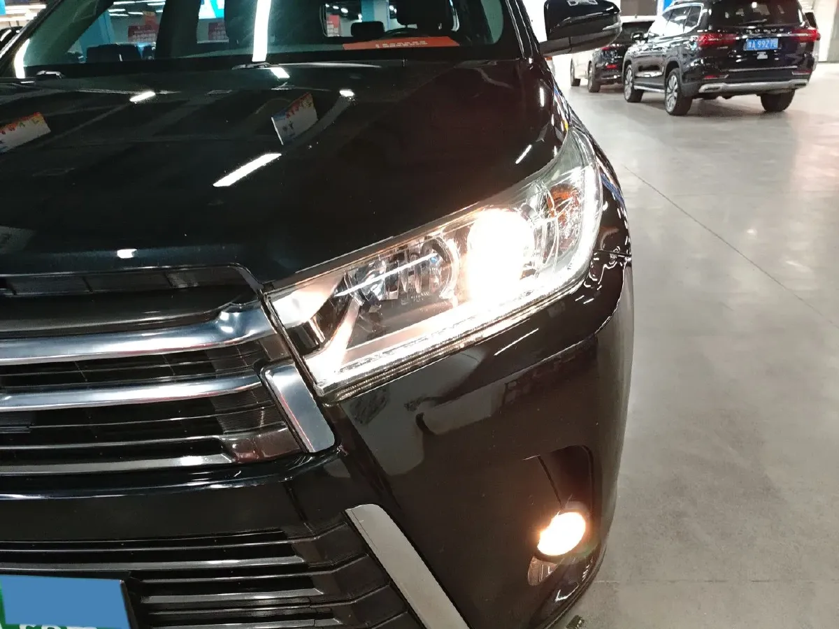 2018 Toyota Highlander 2.0T 220HP L4 6AT,autocango,china used car exporter,china ev exporter,chinese used car exporter,chinese used ev exporter