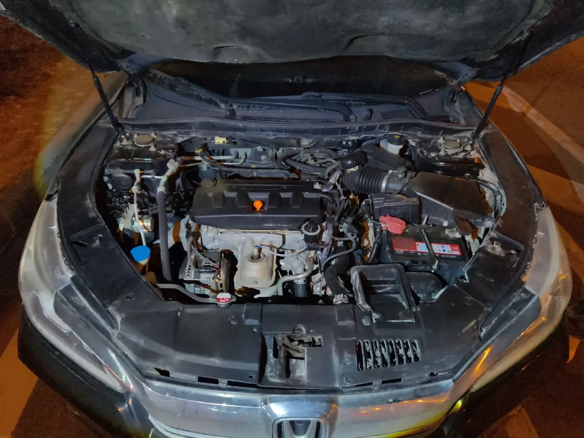 2016 Honda Accord 2.0L 155HP L4 CVT,autocango,china used car exporter,china ev exporter,chinese used car exporter,chinese used ev exporter