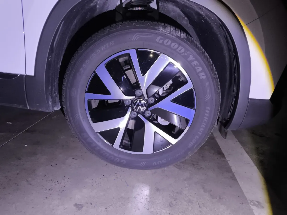 2024 Volkswagen Tayron 2.0T 186HP L4 7DCT,autocango,china used car exporter,china ev exporter,chinese used car exporter,chinese used ev exporter