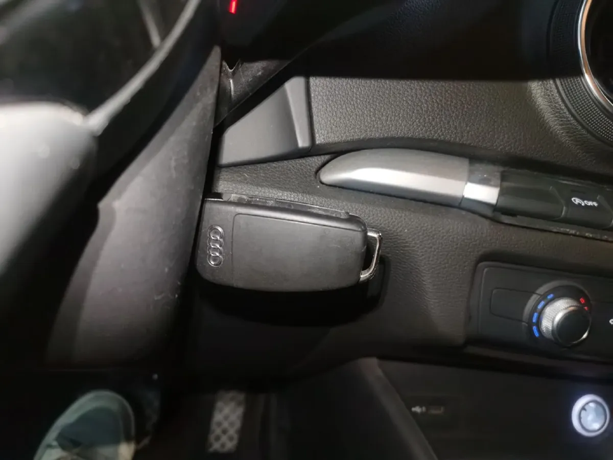 2018 Audi A3 1.4T 150HP L4 7DCT,autocango,china used car exporter,china ev exporter,chinese used car exporter,chinese used ev exporter