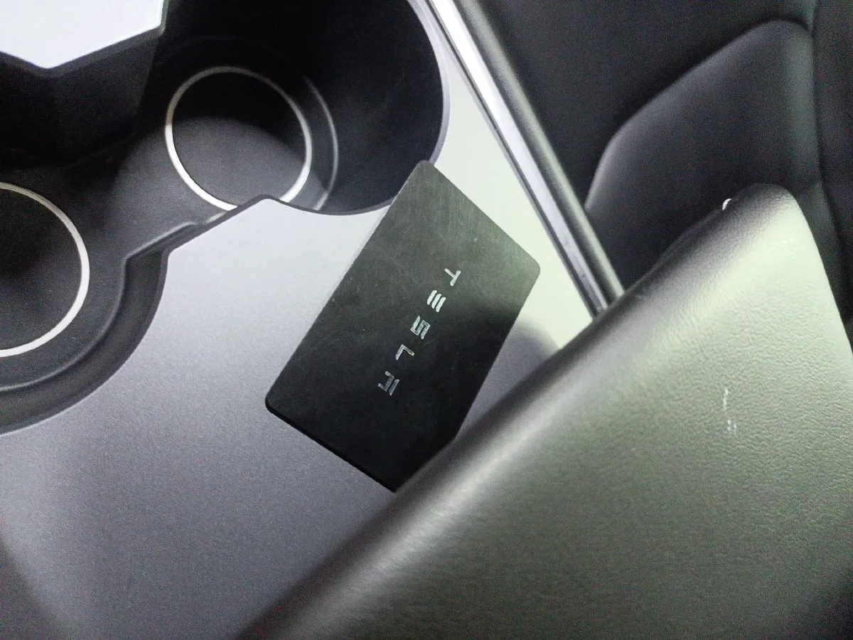 2022 Tesla Model Y BEV 60KWH,autocango,china used car exporter,china ev exporter,chinese used car exporter,chinese used ev exporter