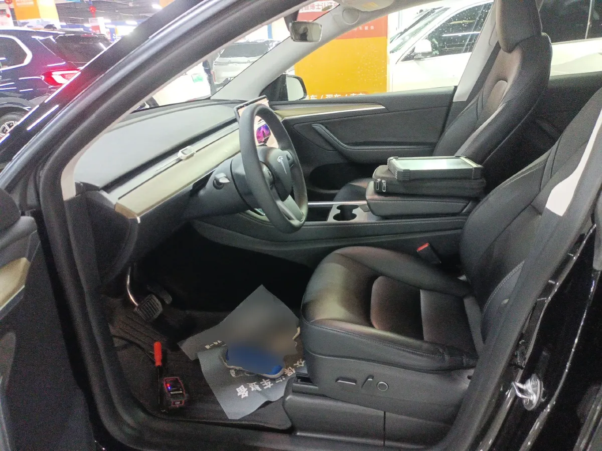 2022 Tesla Model Y BEV 60KWH,autocango,china used car exporter,china ev exporter,chinese used car exporter,chinese used ev exporter