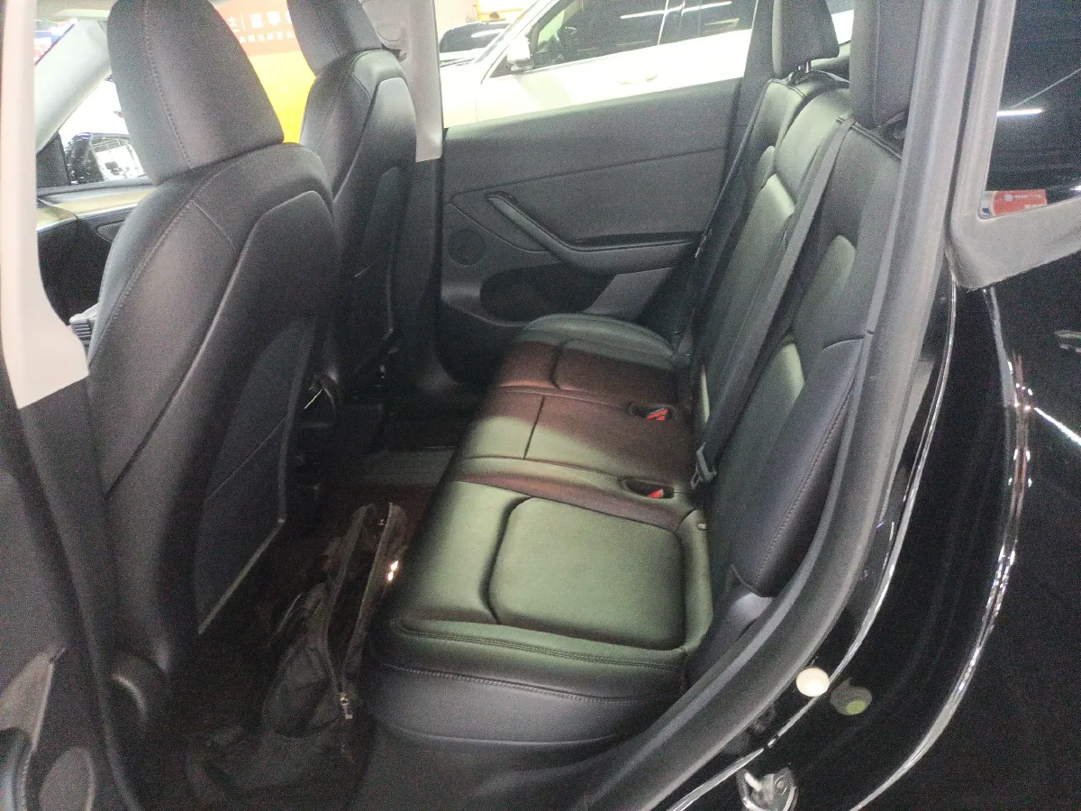 2022 Tesla Model Y BEV 60KWH,autocango,china used car exporter,china ev exporter,chinese used car exporter,chinese used ev exporter