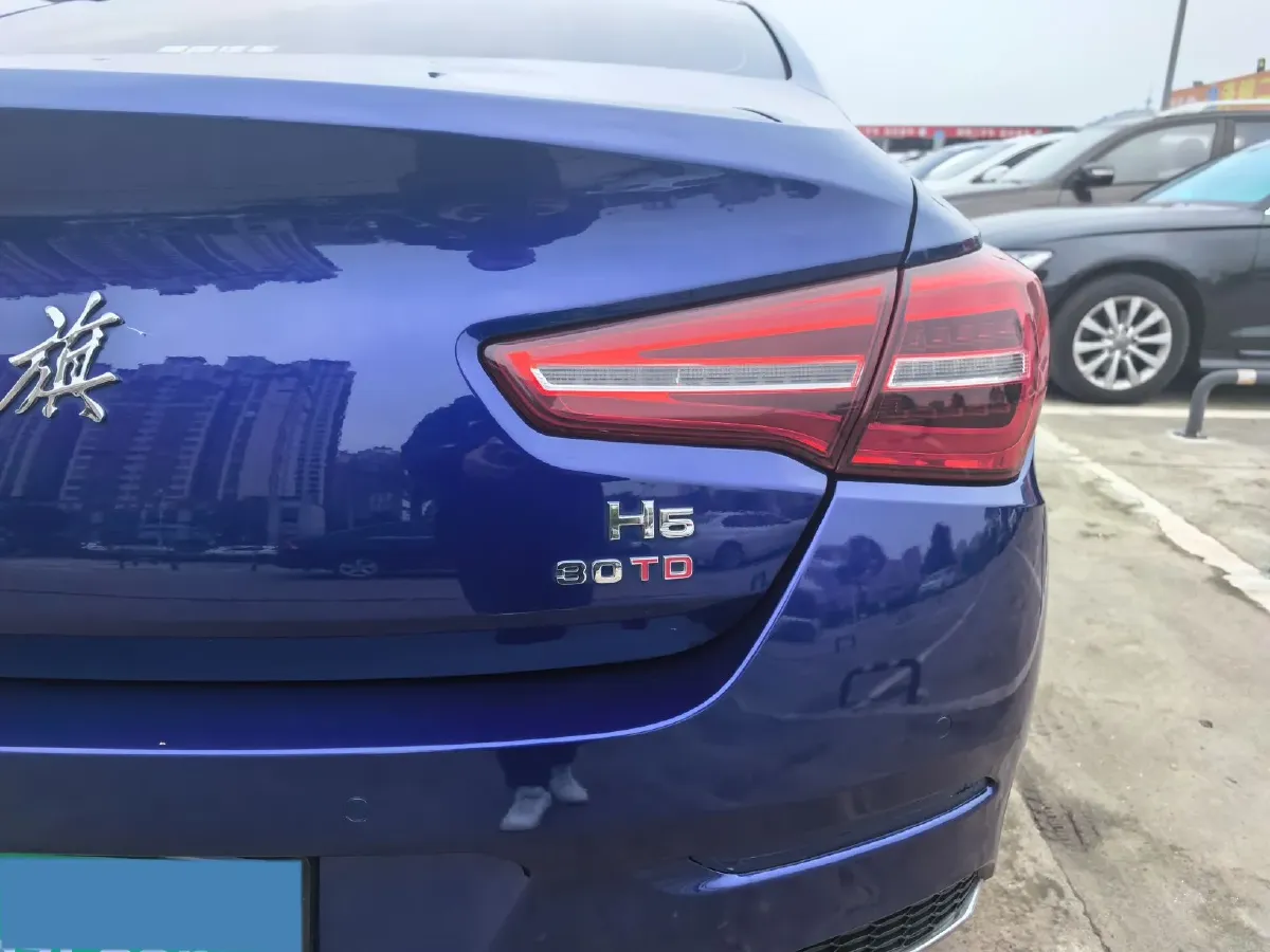 2022 HongQi H5 1.5T 169HP L4 7DCT,autocango,china used car exporter,china ev exporter,chinese used car exporter,chinese used ev exporter