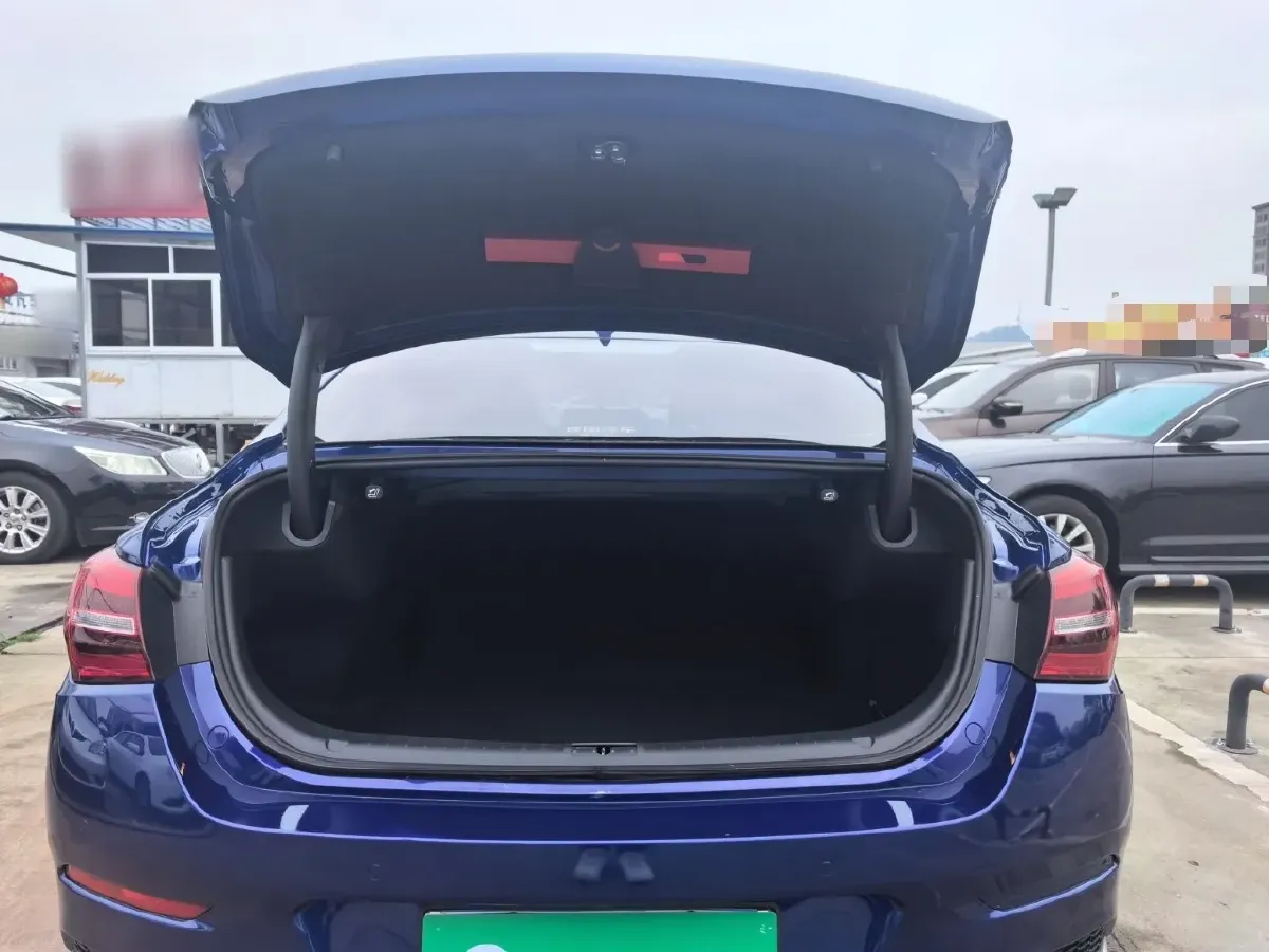 2022 HongQi H5 1.5T 169HP L4 7DCT,autocango,china used car exporter,china ev exporter,chinese used car exporter,chinese used ev exporter