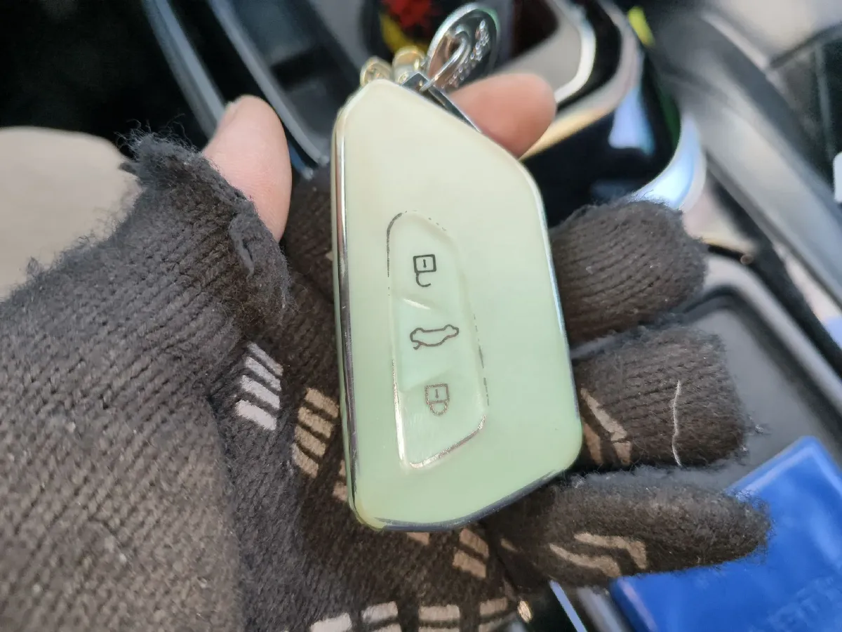 2024 Volkswagen ID.4 Crozz BEV 55.7KWH,autocango,china used car exporter,china ev exporter,chinese used car exporter,chinese used ev exporter