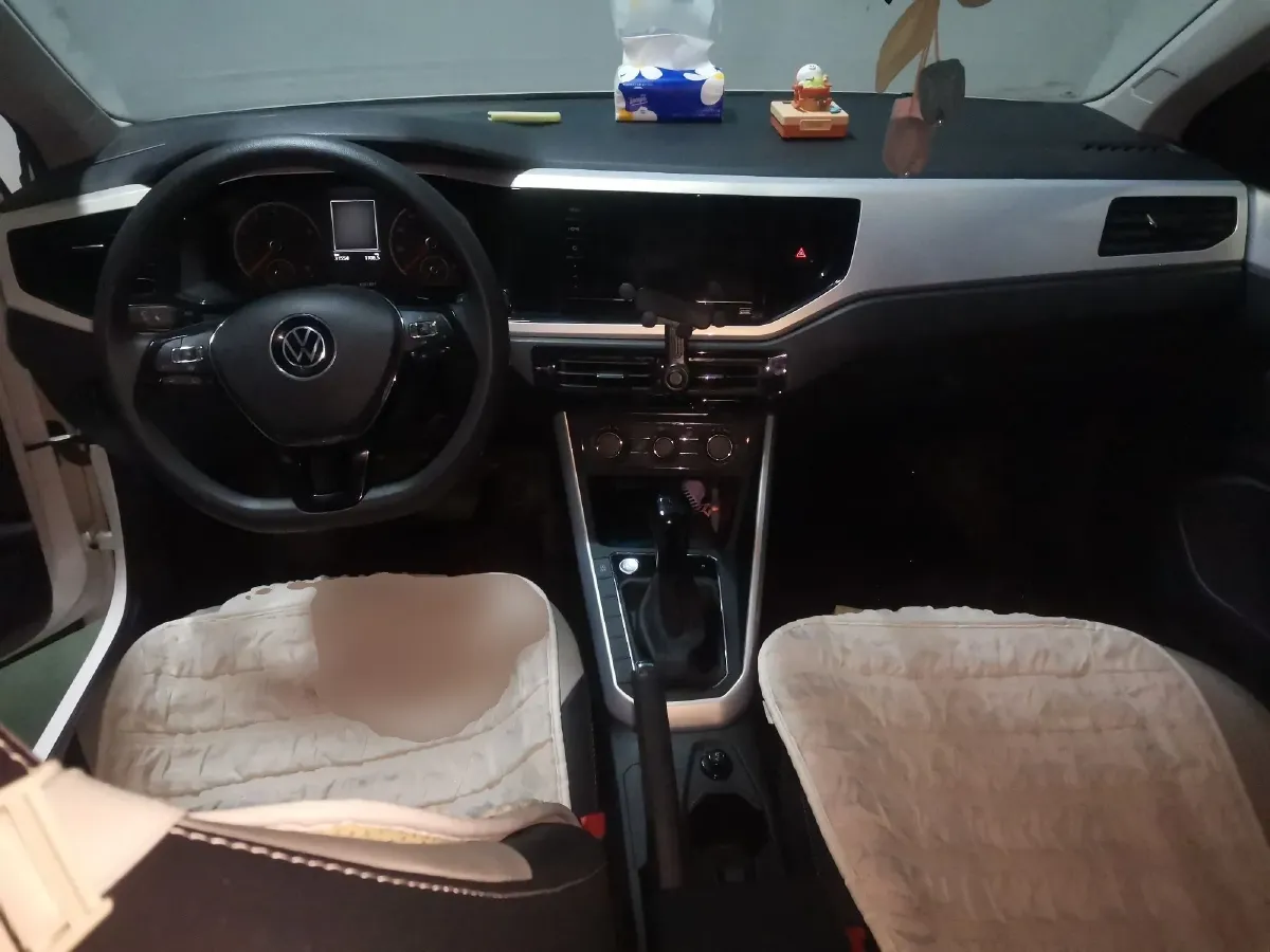 2021 Volkswagen Polo 1.5L 113HP L4 6AT,autocango,china used car exporter,china ev exporter,chinese used car exporter,chinese used ev exporter
