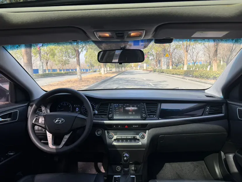 2017 Hyundai Mistra 1.8L 143HP L4 6AT,autocango,china used car exporter,china ev exporter,chinese used car exporter,chinese used ev exporter