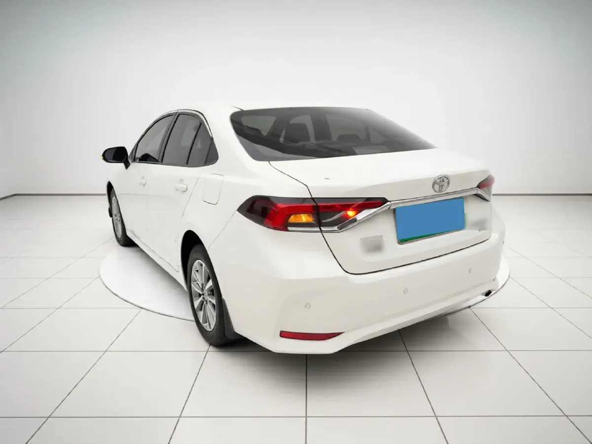 2021 Toyota Corolla 1.2T 116HP L4 CVT,autocango,china used car exporter,china ev exporter,chinese used car exporter,chinese used ev exporter