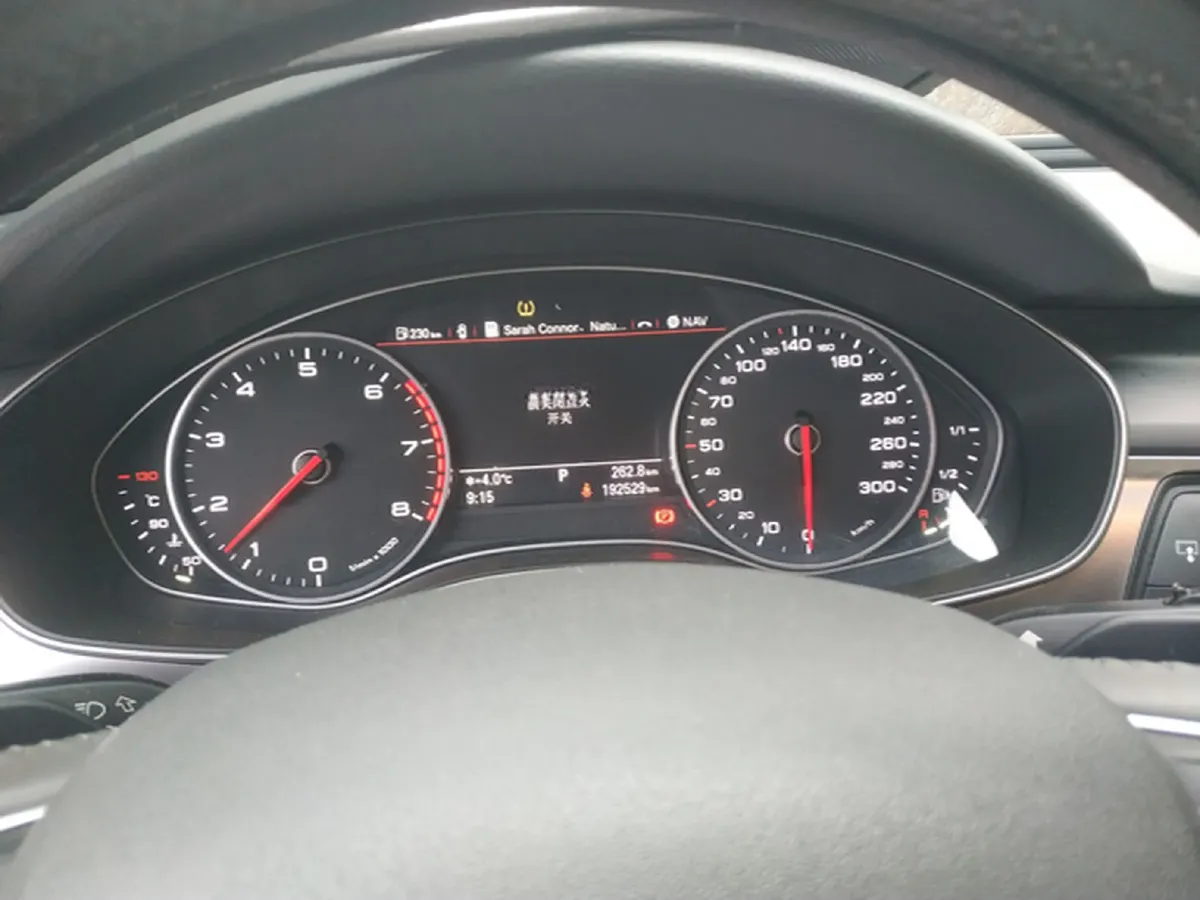 2015 Audi A6L 2.0T 180HP L4 CVT,autocango,china used car exporter,china ev exporter,chinese used car exporter,chinese used ev exporter