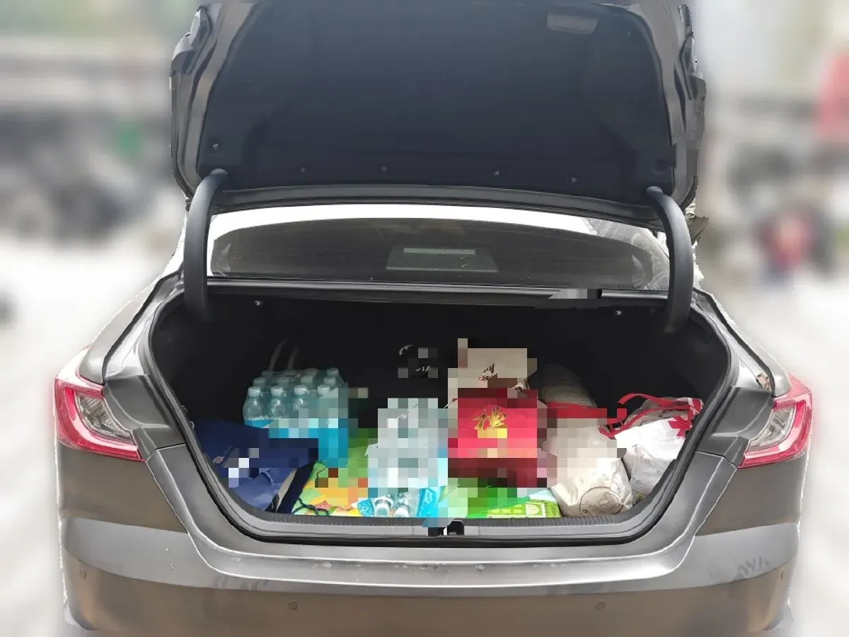 2025 Toyota Camry 2.0L 152HP L4 E-CVT Hybrid,autocango,china used car exporter,china ev exporter,chinese used car exporter,chinese used ev exporter