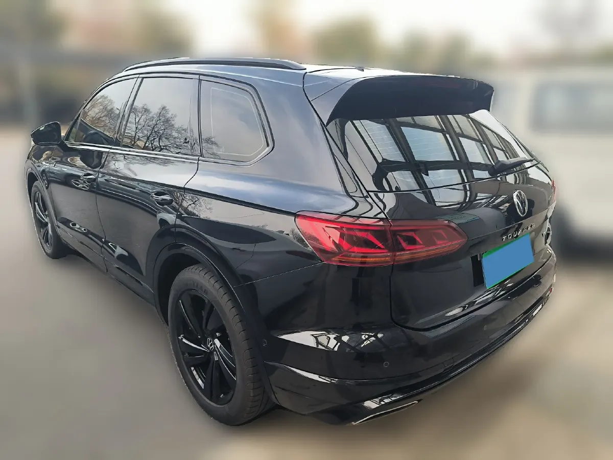 2021 Volkswagen Touareg 3.0T 340HP V6 8AT,autocango,china used car exporter,china ev exporter,chinese used car exporter,chinese used ev exporter