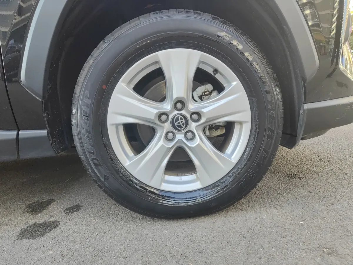 2023 Toyota RAV4 2.0L 171HP L4 CVT,autocango,china used car exporter,china ev exporter,chinese used car exporter,chinese used ev exporter