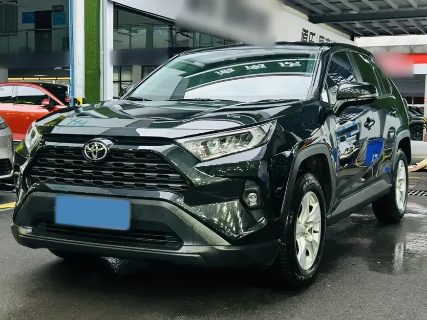 2023 Toyota RAV4 2.0L 171HP L4 CVT,autocango,china used car exporter,china ev exporter,chinese used car exporter,chinese used ev exporter
