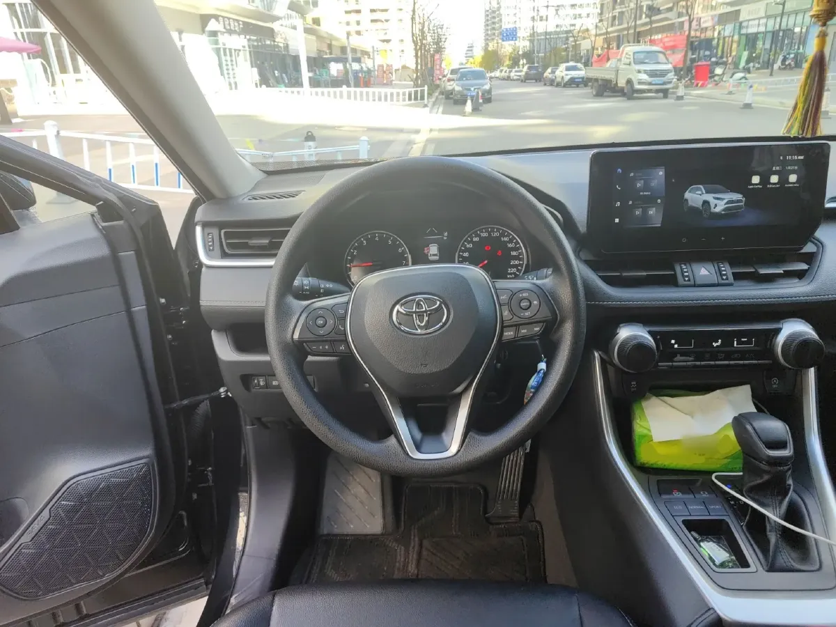 2023 Toyota RAV4 2.0L 171HP L4 CVT,autocango,china used car exporter,china ev exporter,chinese used car exporter,chinese used ev exporter