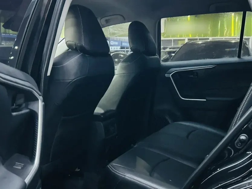 2023 Toyota RAV4 2.0L 171HP L4 CVT,autocango,china used car exporter,china ev exporter,chinese used car exporter,chinese used ev exporter