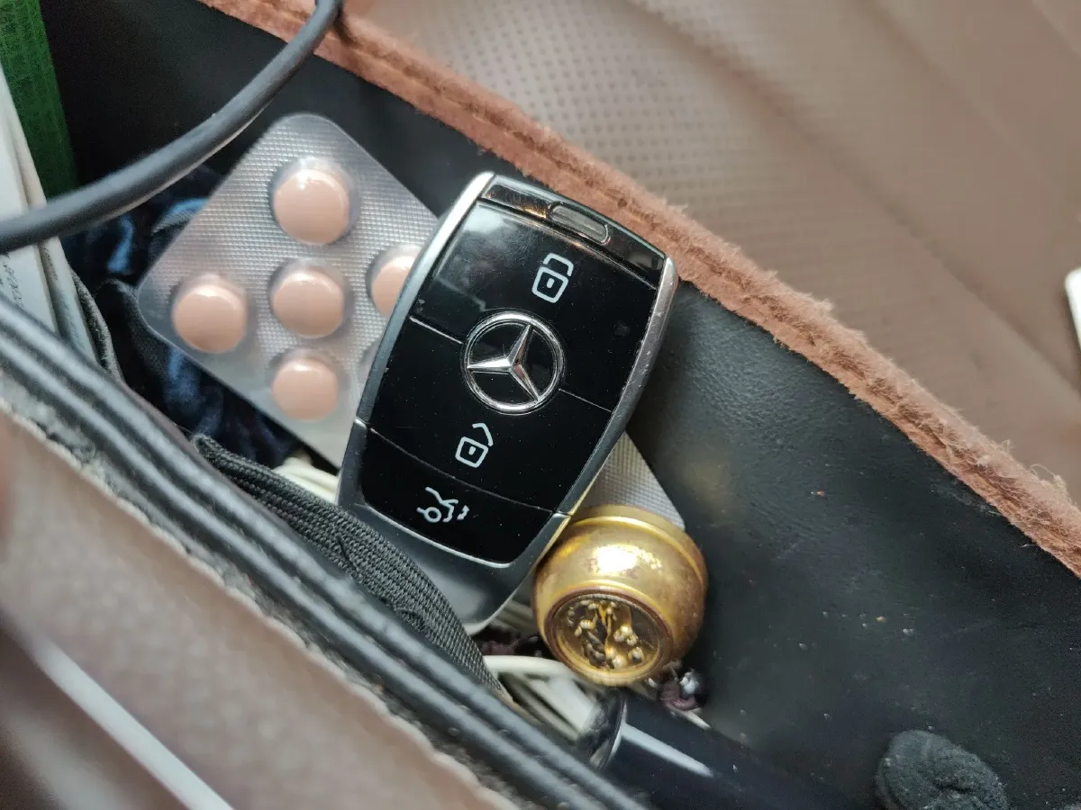 2021 Mercedes-Benz E Class 2.0T 258HP L4 9AT,autocango,china used car exporter,china ev exporter,chinese used car exporter,chinese used ev exporter