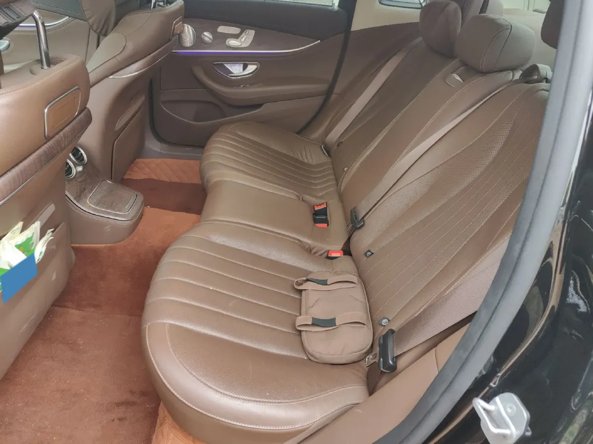 2021 Mercedes-Benz E Class 2.0T 258HP L4 9AT,autocango,china used car exporter,china ev exporter,chinese used car exporter,chinese used ev exporter