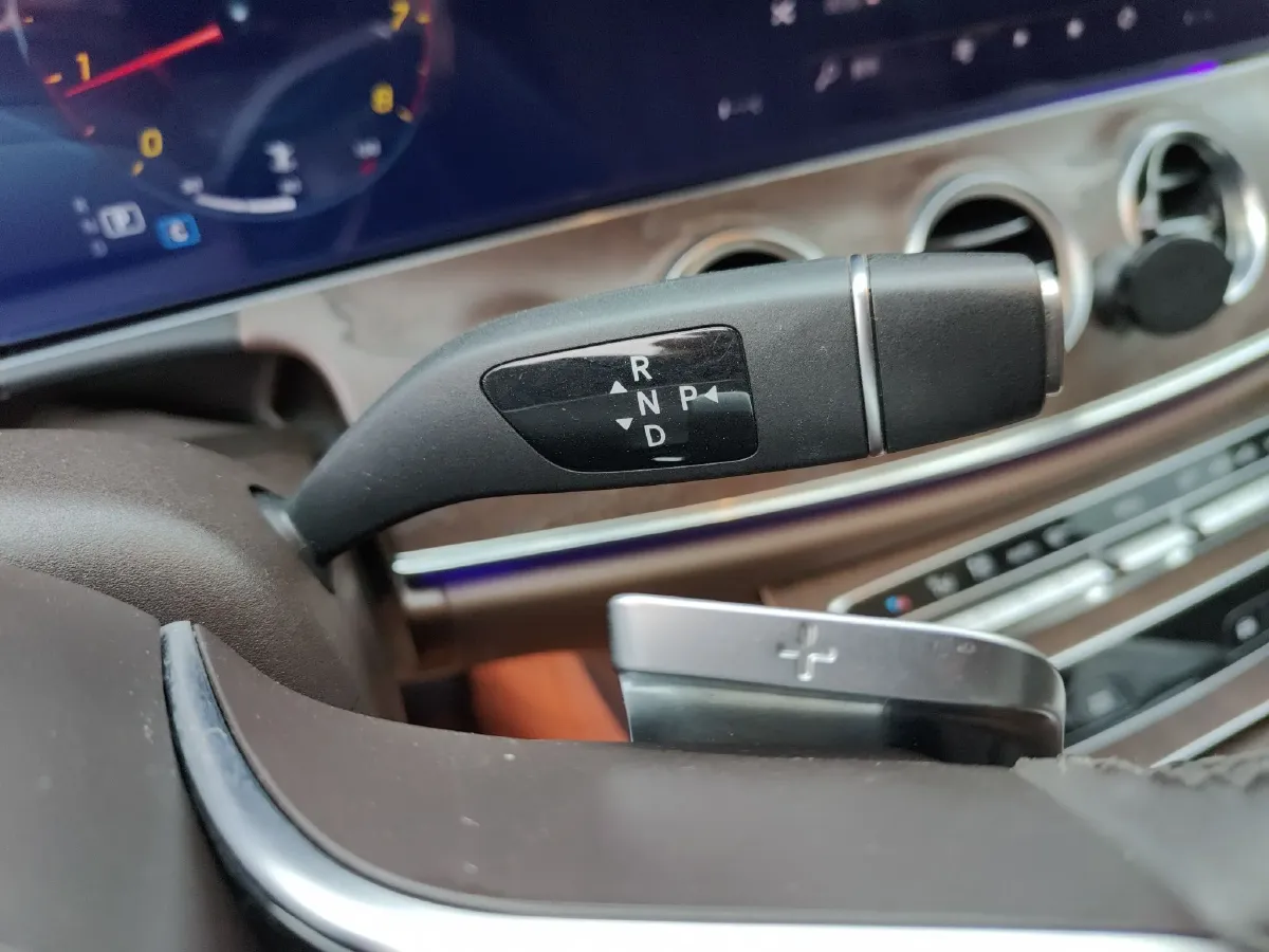 2021 Mercedes-Benz E Class 2.0T 258HP L4 9AT,autocango,china used car exporter,china ev exporter,chinese used car exporter,chinese used ev exporter