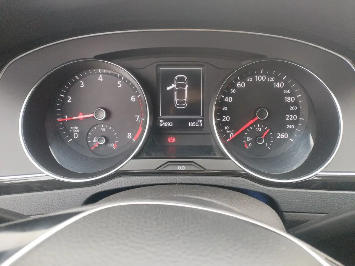 2018 Volkswagen Magotan 1.8T 180HP L4 7DCT,autocango,china used car exporter,china ev exporter,chinese used car exporter,chinese used ev exporter