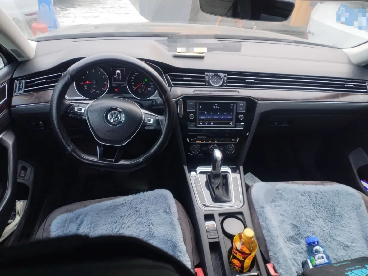 2018 Volkswagen Magotan 1.8T 180HP L4 7DCT,autocango,china used car exporter,china ev exporter,chinese used car exporter,chinese used ev exporter