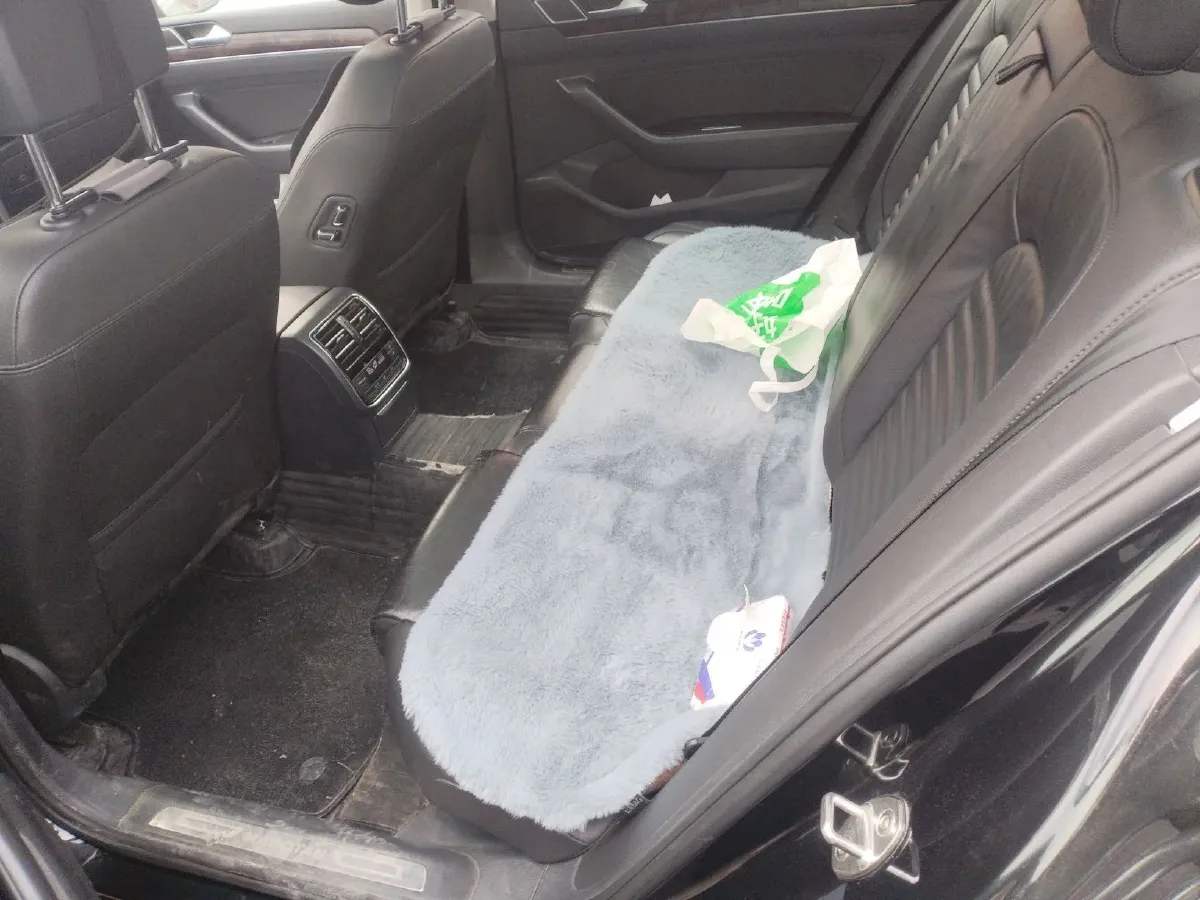 2018 Volkswagen Magotan 1.8T 180HP L4 7DCT,autocango,china used car exporter,china ev exporter,chinese used car exporter,chinese used ev exporter