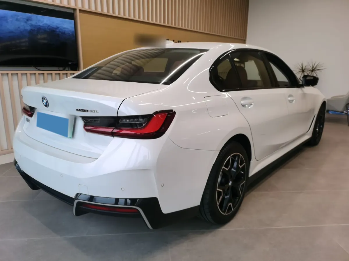 2025 BMW i3 BEV 79.05KWH,autocango,china used car exporter,china ev exporter,chinese used car exporter,chinese used ev exporter