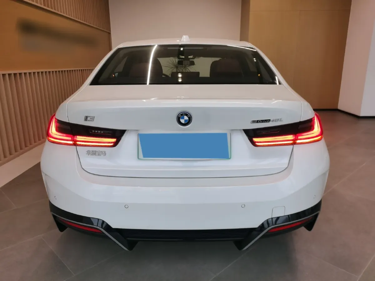 2025 BMW i3 BEV 79.05KWH,autocango,china used car exporter,china ev exporter,chinese used car exporter,chinese used ev exporter