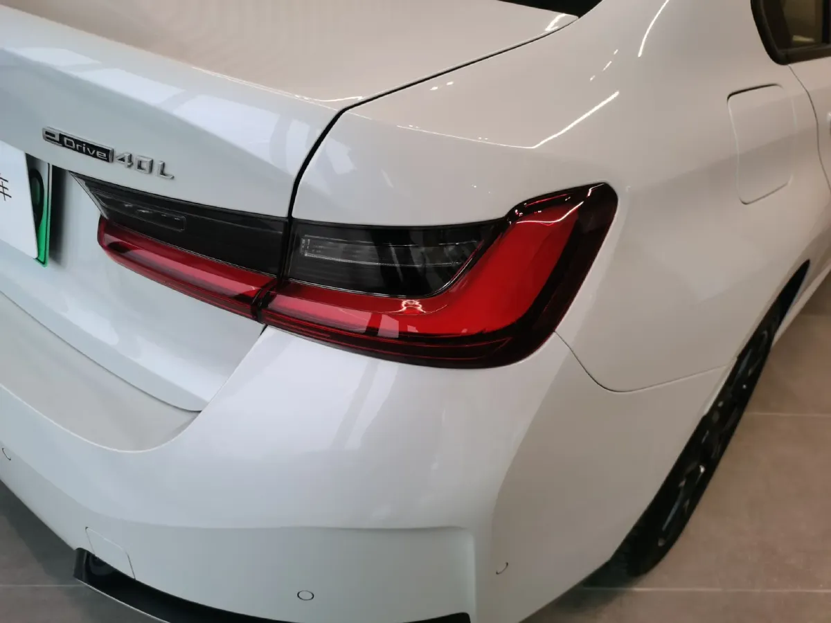 2025 BMW i3 BEV 79.05KWH,autocango,china used car exporter,china ev exporter,chinese used car exporter,chinese used ev exporter