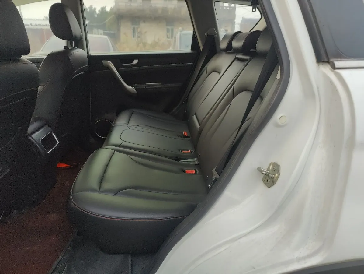 2015 Haval H6 1.5T 150HP L4 6AT,autocango,china used car exporter,china ev exporter,chinese used car exporter,chinese used ev exporter