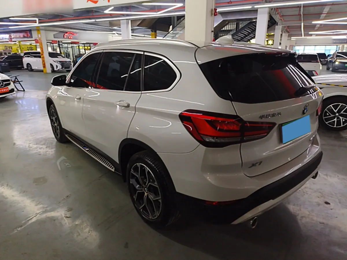 2022 BMW X1 2.0T 192HP L4 7DCT,autocango,china used car exporter,china ev exporter,chinese used car exporter,chinese used ev exporter