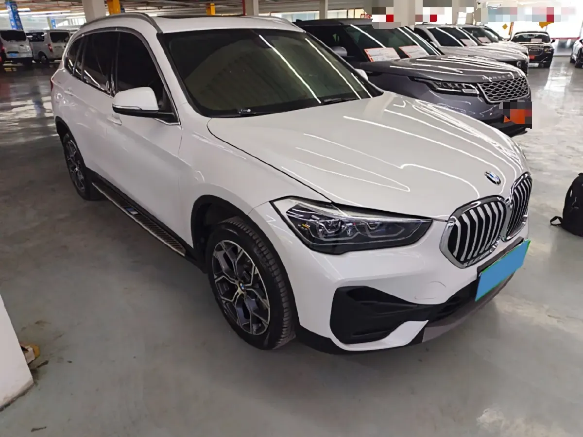 2022 BMW X1 2.0T 192HP L4 7DCT,autocango,china used car exporter,china ev exporter,chinese used car exporter,chinese used ev exporter