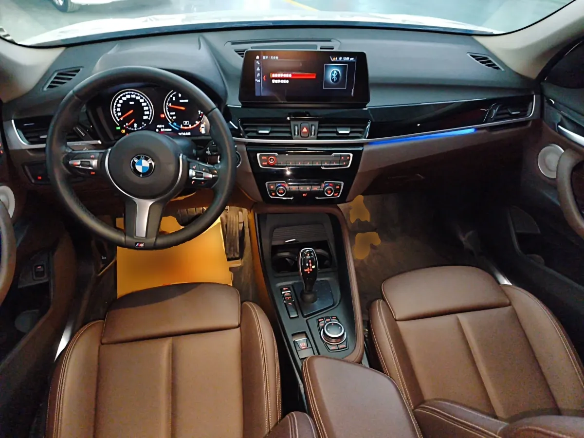 2022 BMW X1 2.0T 192HP L4 7DCT,autocango,china used car exporter,china ev exporter,chinese used car exporter,chinese used ev exporter