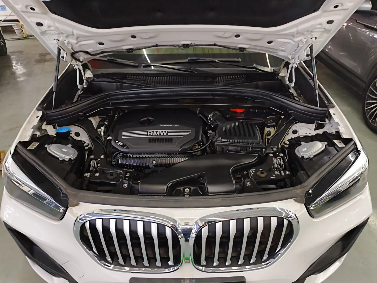 2022 BMW X1 2.0T 192HP L4 7DCT,autocango,china used car exporter,china ev exporter,chinese used car exporter,chinese used ev exporter