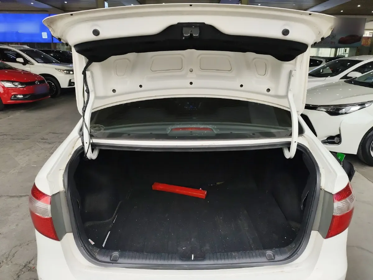 2011 Kia K2 1.4L 107HP L4 4AT,autocango,china used car exporter,china ev exporter,chinese used car exporter,chinese used ev exporter