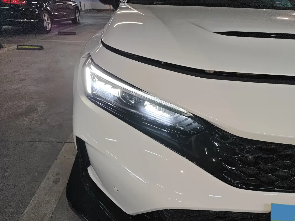 2023 Honda Civic 2.0T 300HP L4 6MT,autocango,china used car exporter,china ev exporter,chinese used car exporter,chinese used ev exporter