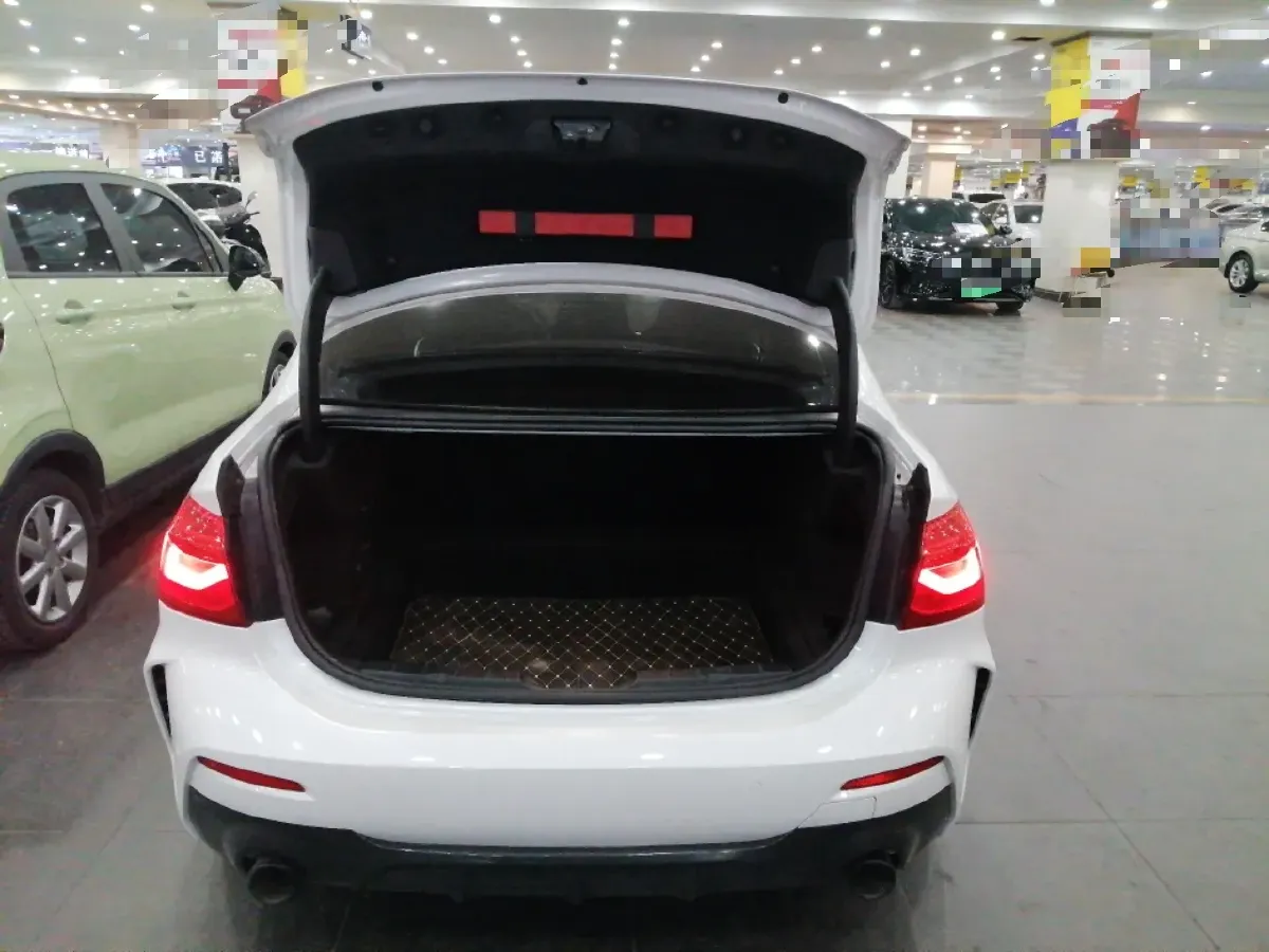 2021 BMW 1 Series 2.0T 192HP L4 7DCT,autocango,china used car exporter,china ev exporter,chinese used car exporter,chinese used ev exporter