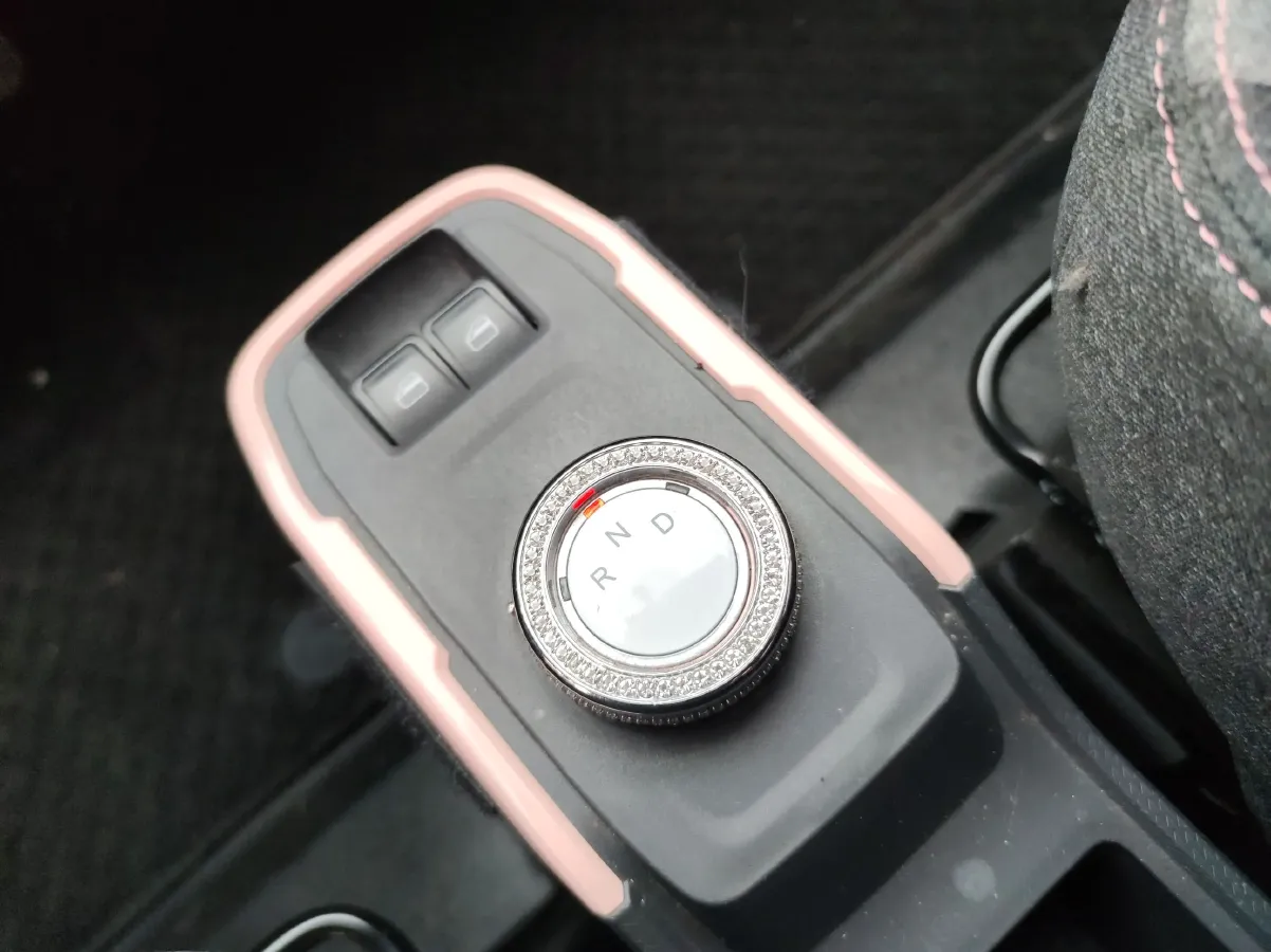 2022 Chery QQ Ice Cream BEV 13.9KWH,autocango,china used car exporter,china ev exporter,chinese used car exporter,chinese used ev exporter