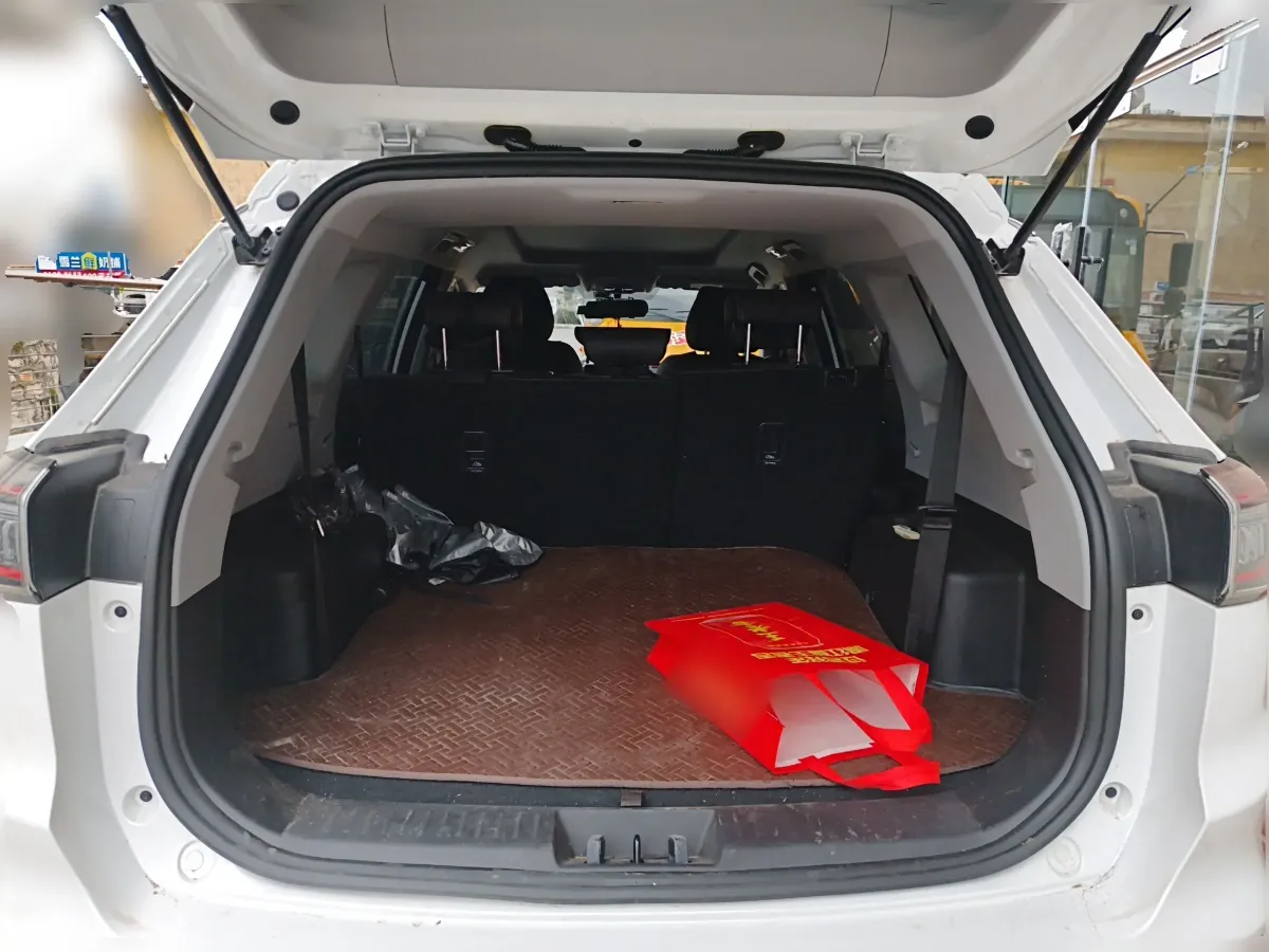 2025 Chery Tiggo 8 1.5T 156HP L4 6MT,autocango,china used car exporter,china ev exporter,chinese used car exporter,chinese used ev exporter