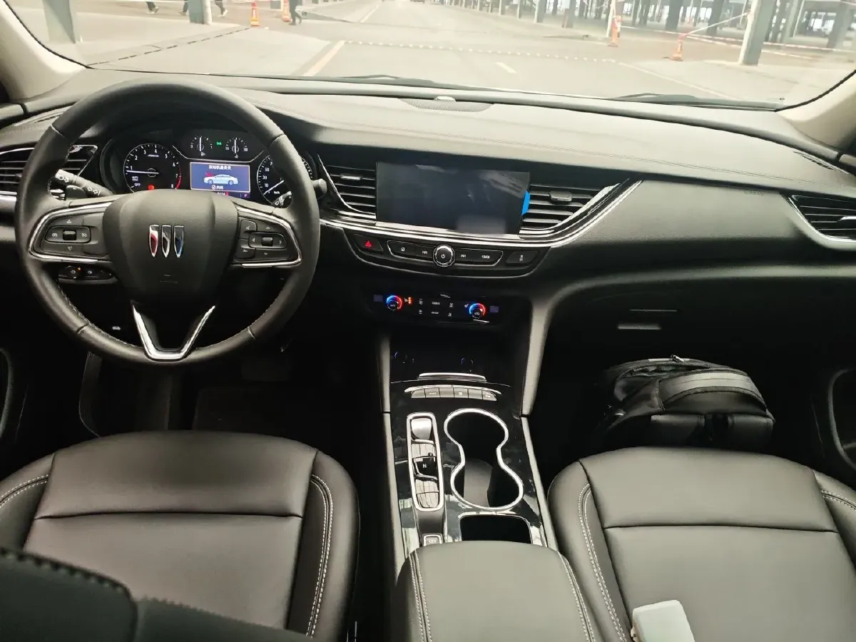 2024 Deepal SL03 BEV 66.8KWH,autocango,china used car exporter,china ev exporter,chinese used car exporter,chinese used ev exporter