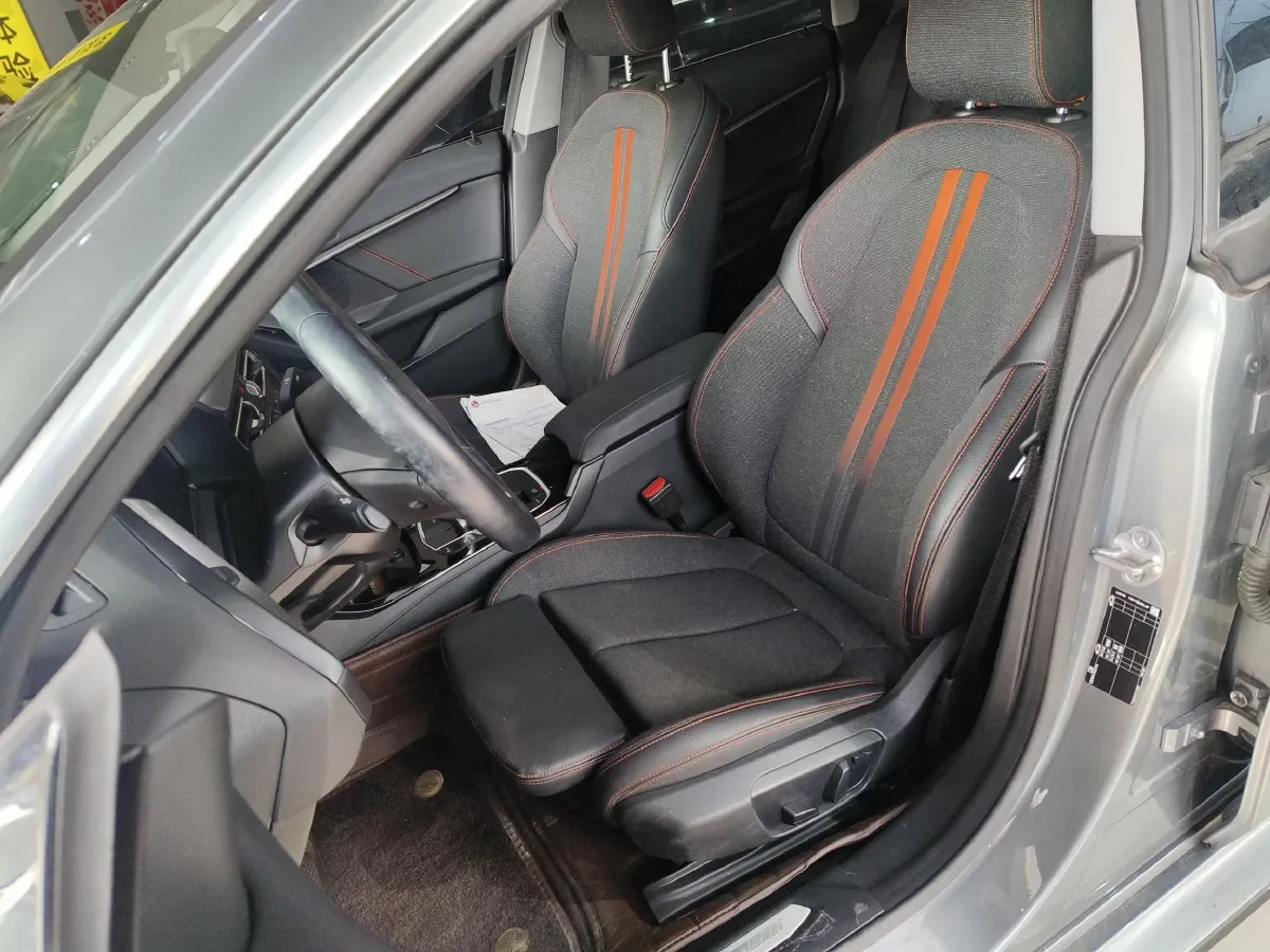 2021 BMW 2 Series 2.0T 192HP L4 7DCT,autocango,china used car exporter,china ev exporter,chinese used car exporter,chinese used ev exporter