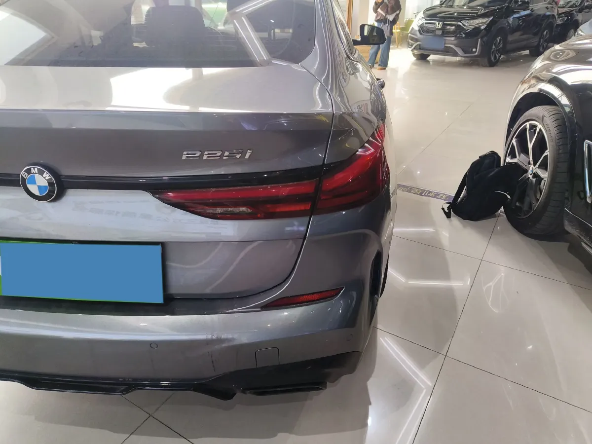 2021 BMW 2 Series 2.0T 192HP L4 7DCT,autocango,china used car exporter,china ev exporter,chinese used car exporter,chinese used ev exporter