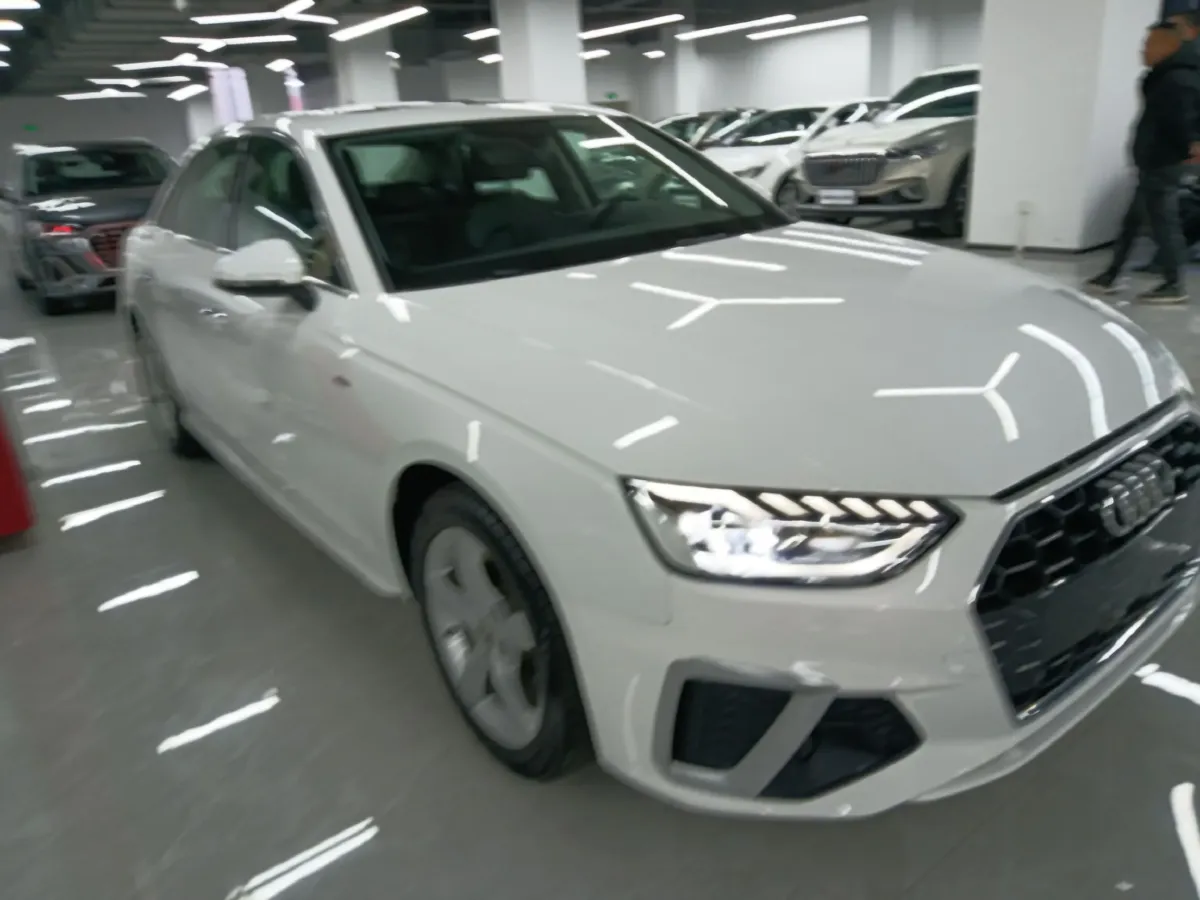 2020 Audi A4L 2.0T 150HP L4 7DCT,autocango,china used car exporter,china ev exporter,chinese used car exporter,chinese used ev exporter