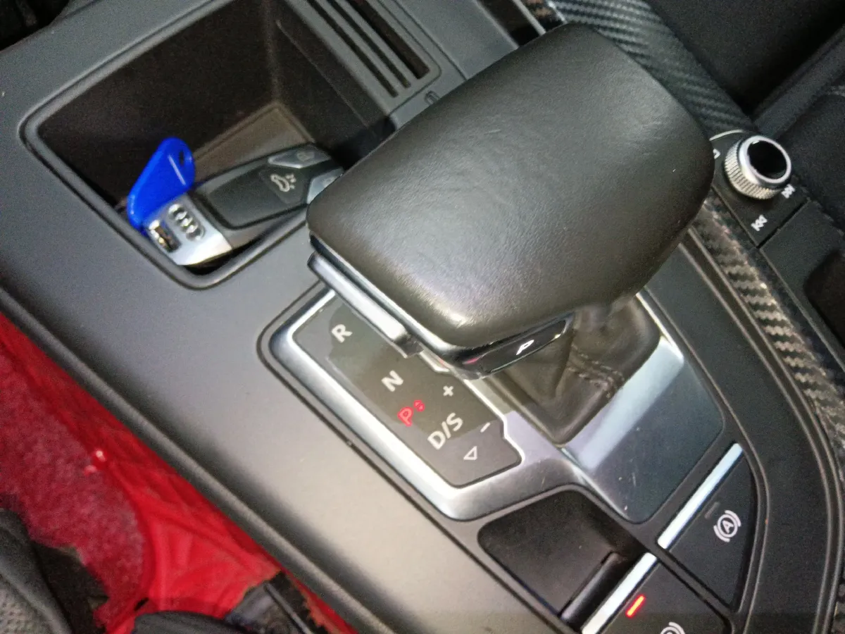 2020 Audi A4L 2.0T 150HP L4 7DCT,autocango,china used car exporter,china ev exporter,chinese used car exporter,chinese used ev exporter