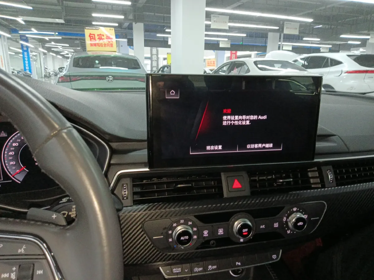 2020 Audi A4L 2.0T 150HP L4 7DCT,autocango,china used car exporter,china ev exporter,chinese used car exporter,chinese used ev exporter