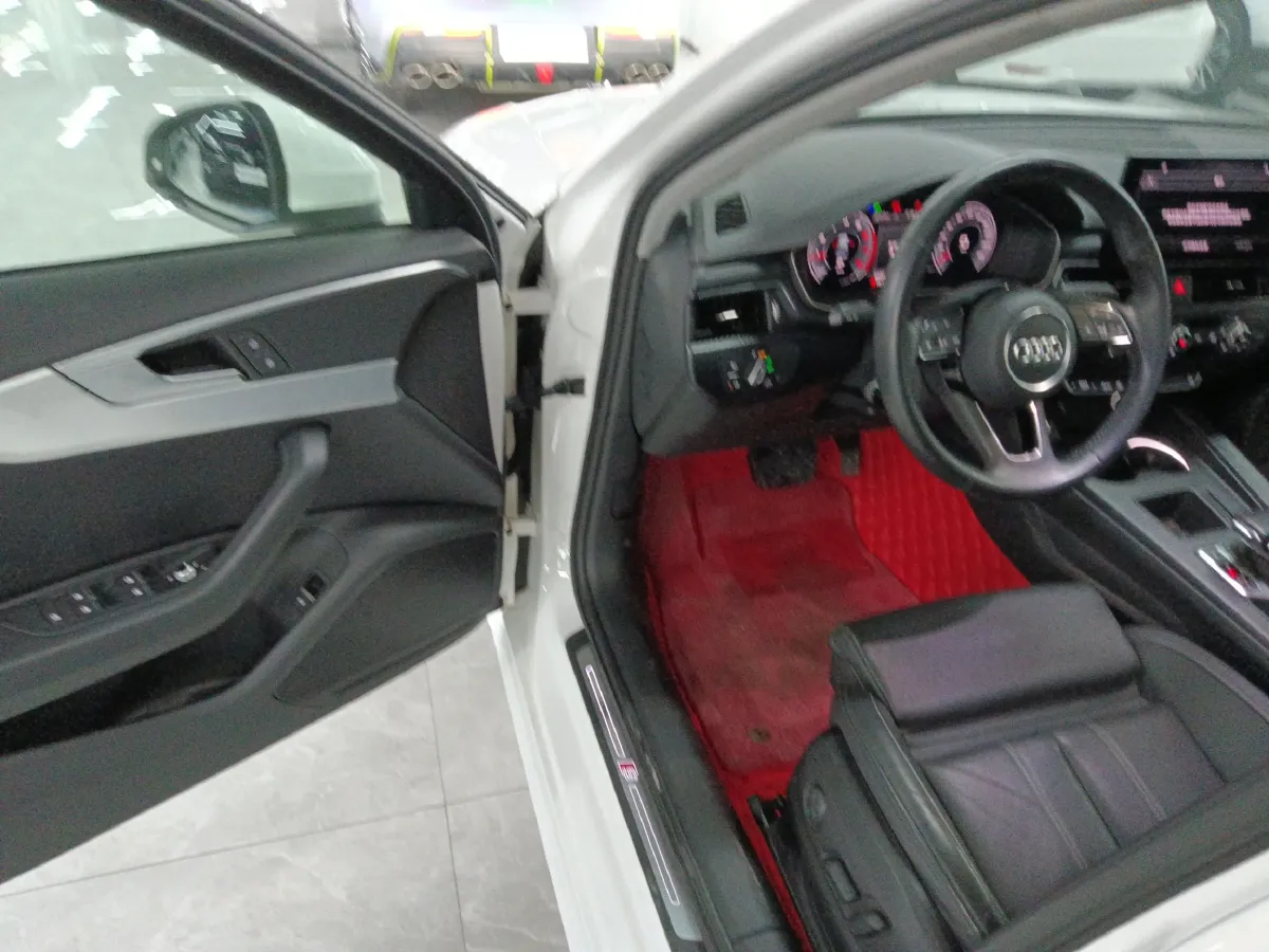 2020 Audi A4L 2.0T 150HP L4 7DCT,autocango,china used car exporter,china ev exporter,chinese used car exporter,chinese used ev exporter