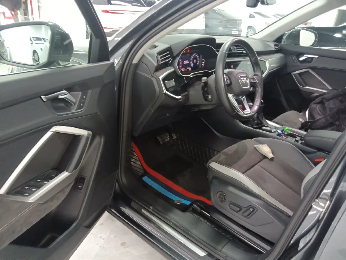 2021 Audi Q3 1.4T 150HP L4 7DCT,autocango,china used car exporter,china ev exporter,chinese used car exporter,chinese used ev exporter