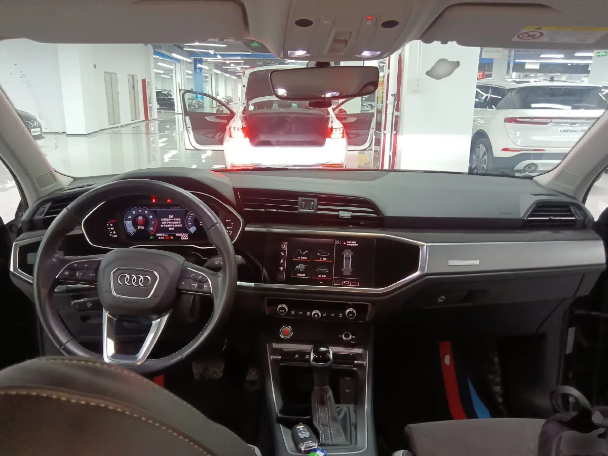 2021 Audi Q3 1.4T 150HP L4 7DCT,autocango,china used car exporter,china ev exporter,chinese used car exporter,chinese used ev exporter